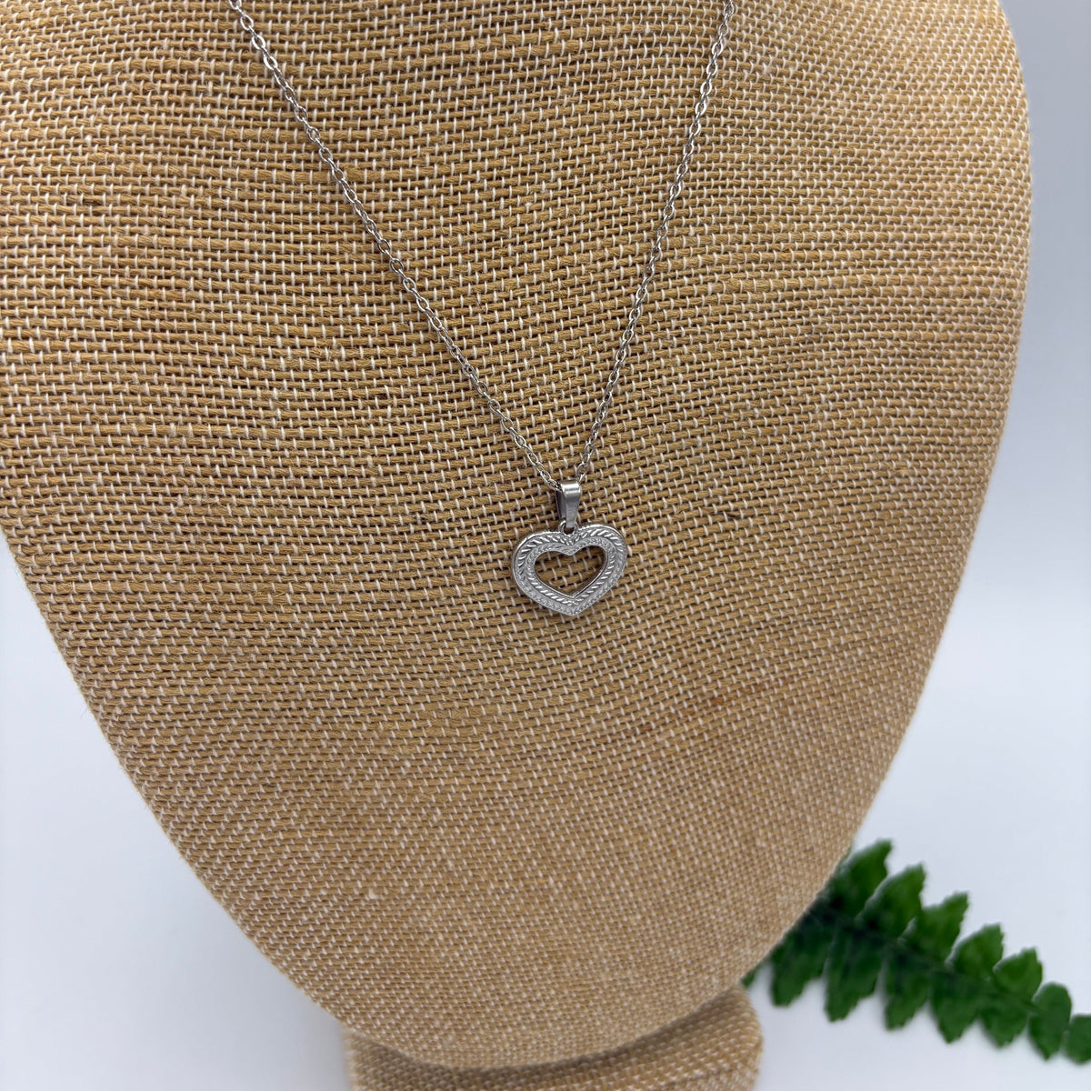 Garland Heart 18" Stainless Steel Necklace